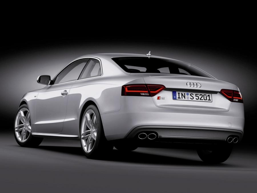  Audi S5 Coupe 2011 года  (WW) (фото 17 из 21)